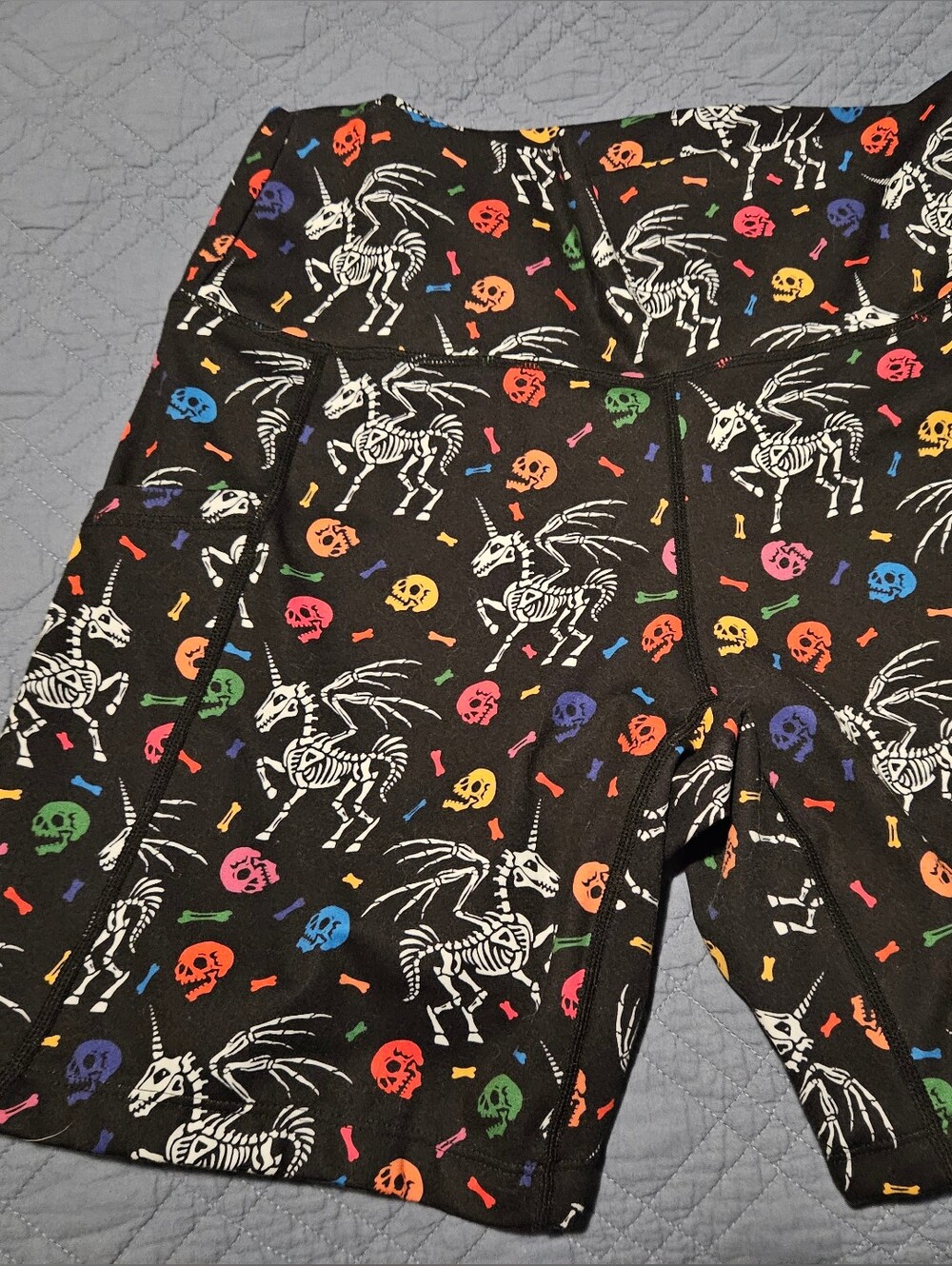 CVG Medium Black Skeleton & Multicolor Skull Print Stretch Bottoms